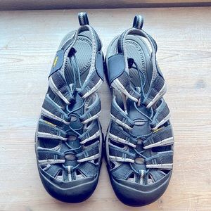 Keen men’s sandals 12 waterproof